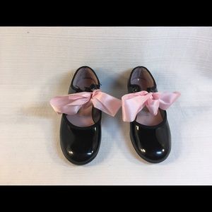 Girls Black Patent Tap Shoes size 7